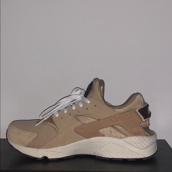 Nike Air Haurache Run PRM - Picture 3 of 3